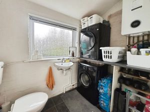 Utilty/WC- click for photo gallery